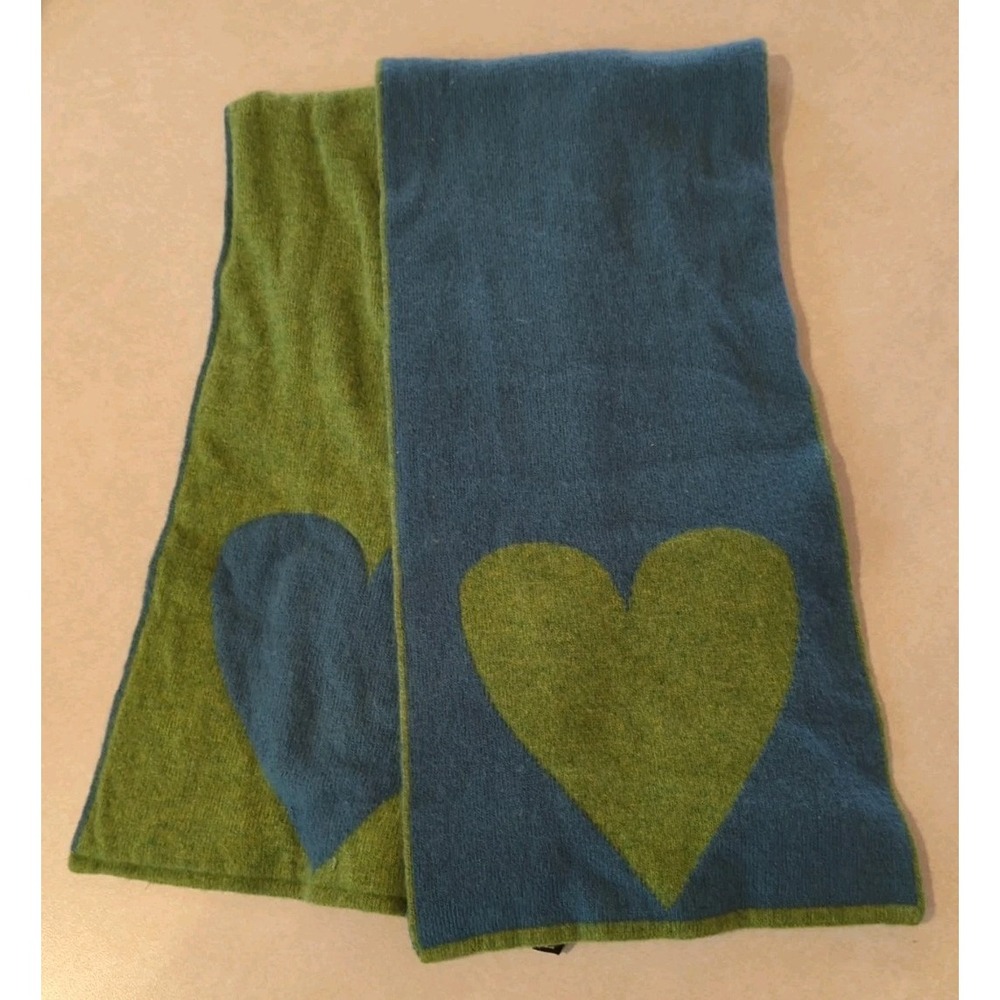 NESS, SCOTLAND CLOTHING CO, WOOL 64" x 7" Heart Reversible SCARF Blue/Green